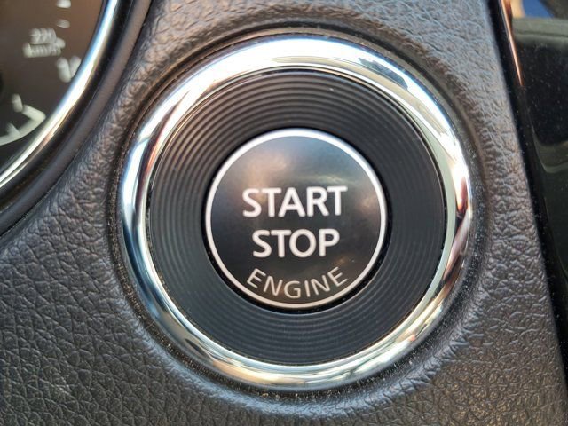 Used 2021 Nissan Rogue Sport SL image 32