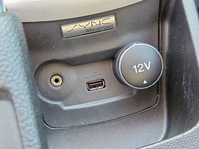 Used 2014 Ford Fiesta SE image 28