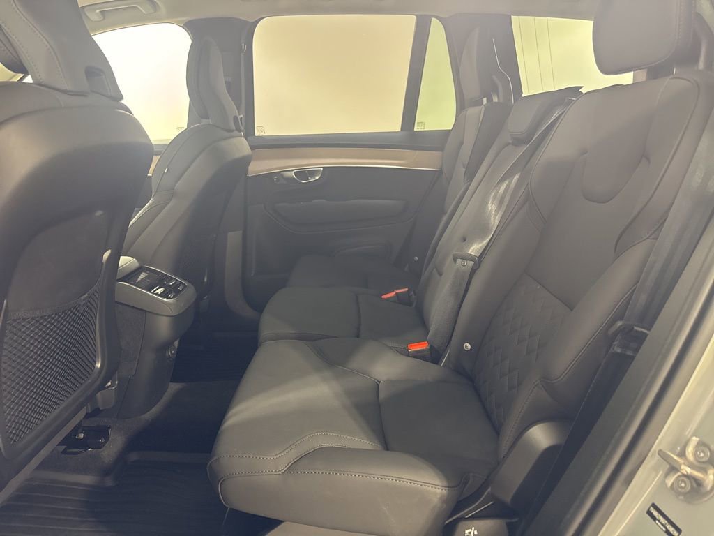 Used 2026 Volvo XC90 B6 Plus w/ Protection Package Premier image 22