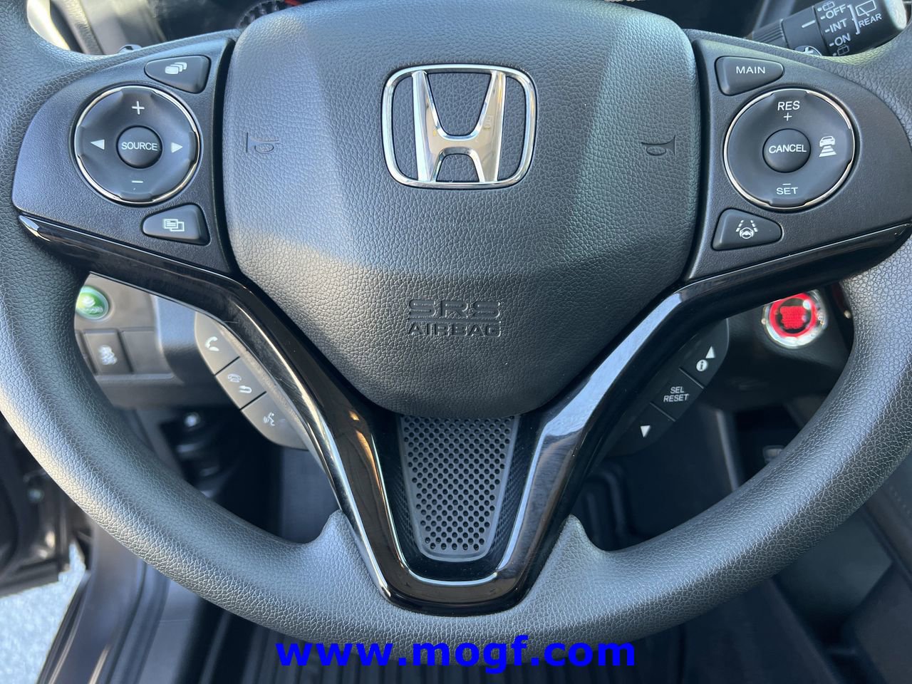 Used 2022 Honda HR-V EX image 12