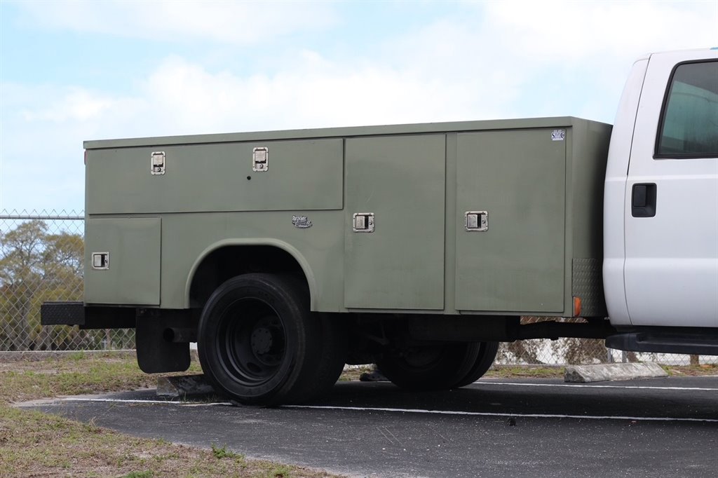 Used 2006 Ford F450 XLT image 9