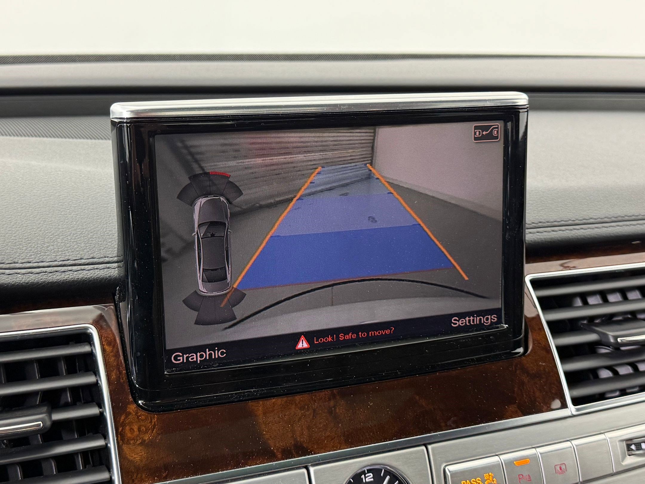 Used 2013 Audi A8 3.0T image 29