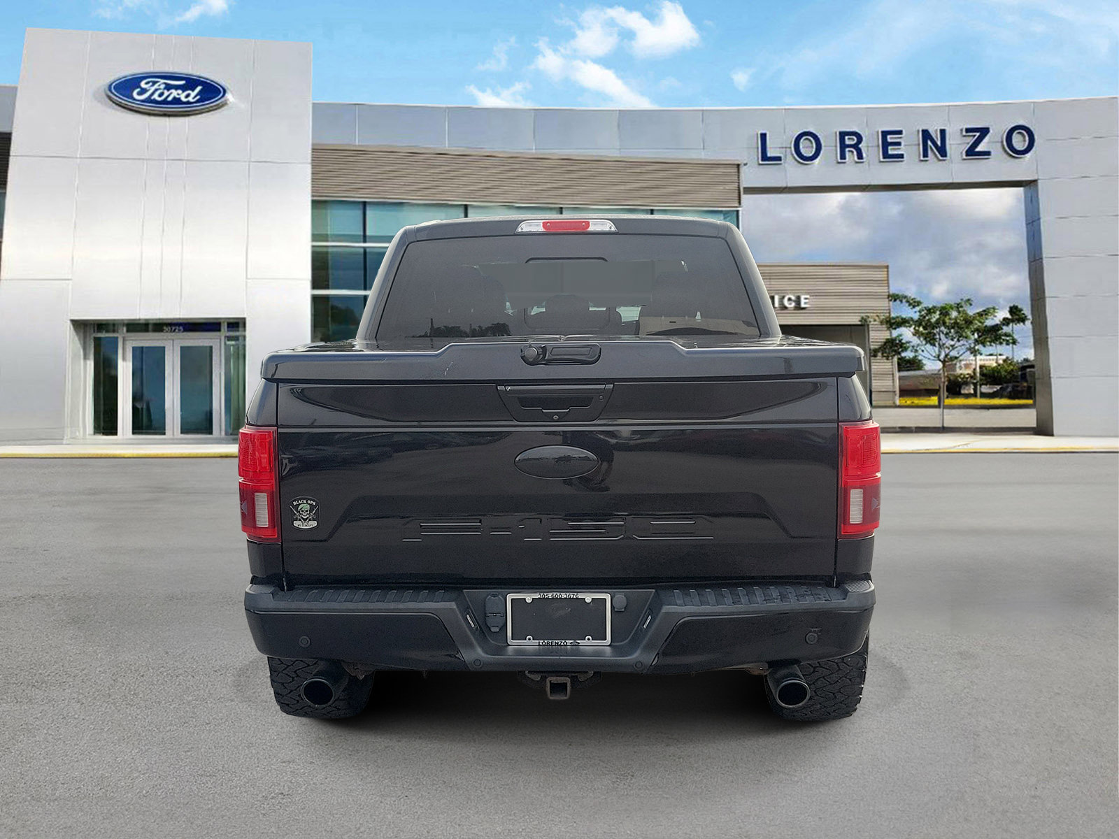 Used 2018 Ford F150 Lariat w/ Equipment Group 502A Luxury AWD/4WD image 6