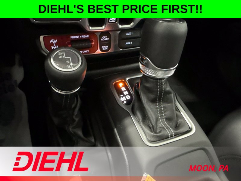 New 2026 Jeep Gladiator Rubicon w/ Steel Power Dome Hood Package AWD/4WD image 32