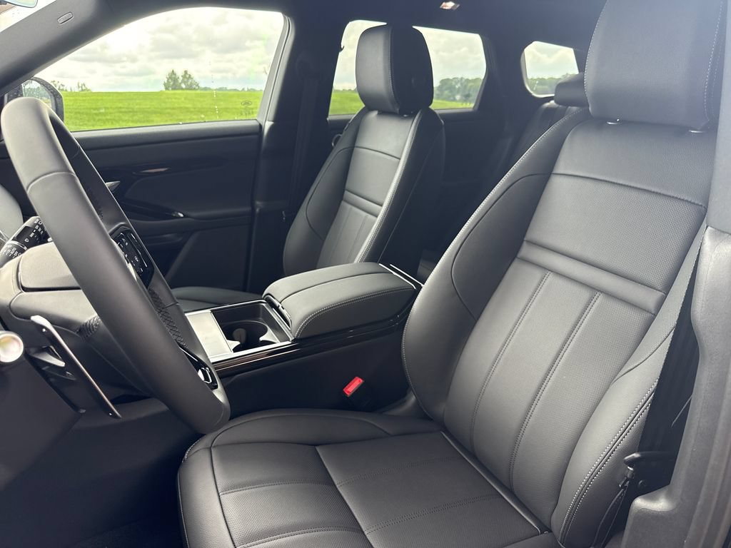 New 2026 Land Rover Range Rover Evoque Hoxton AWD/4WD image 11