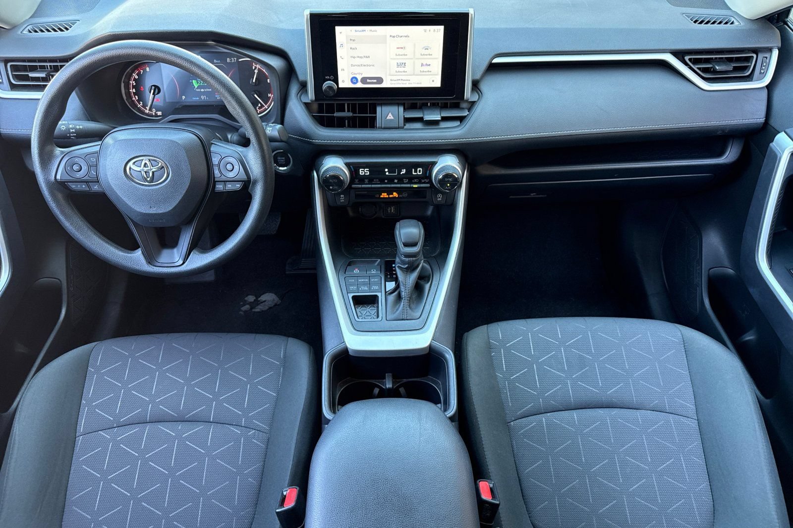 Certified 2025 Toyota RAV4 XLE AWD/4WD image 16