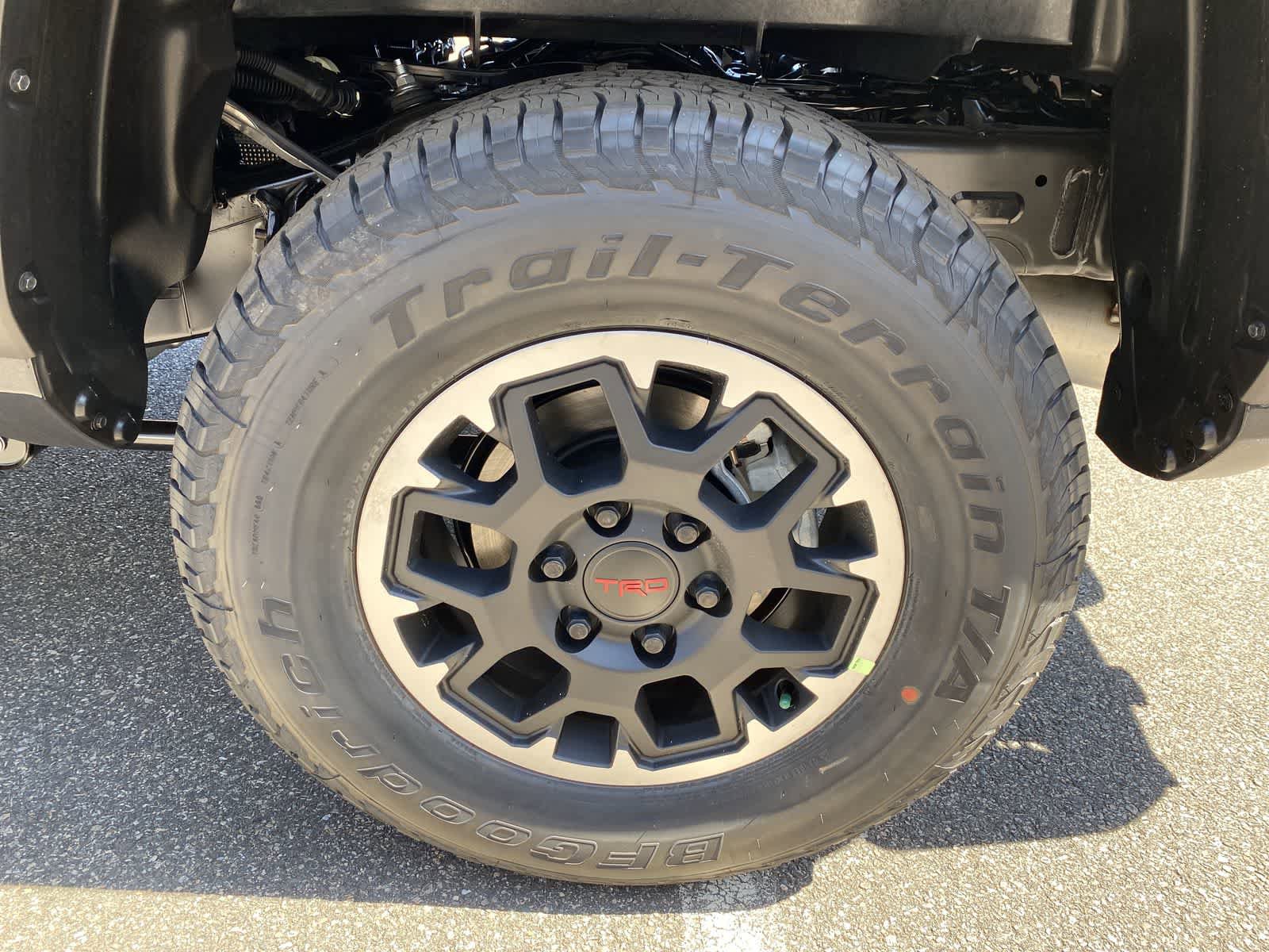 New 2026 Toyota Tacoma TRD Off-Road AWD/4WD image 11