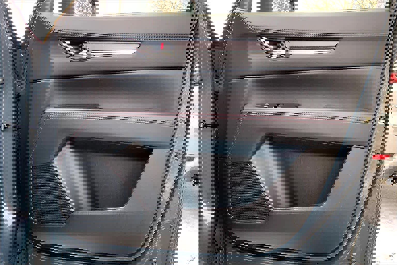 Used 2023 MAZDA CX-5 Carbon Edition image 23