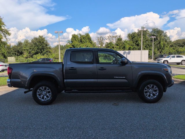 Used 2019 Toyota Tacoma SR5 w/ SR5 Appearance Package (SM) RWD image 3