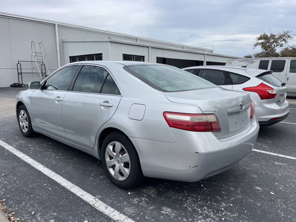 Used 2007 Toyota Camry LE image 4