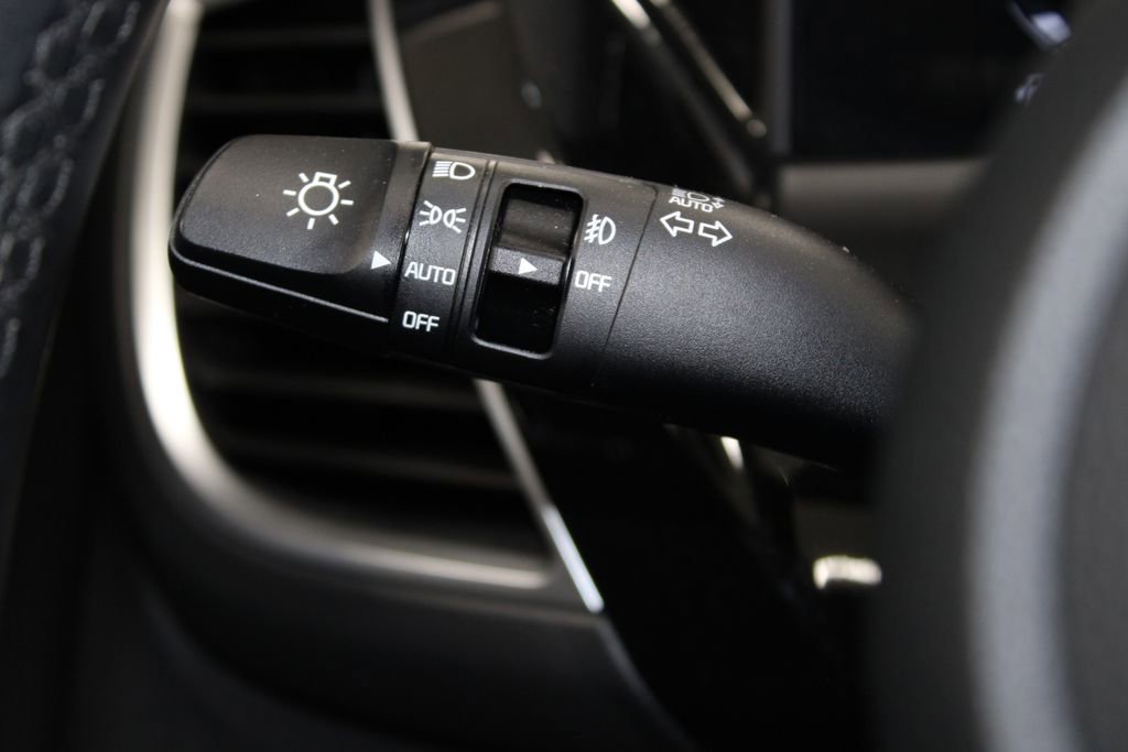 Used 2025 Kia Seltos S image 21