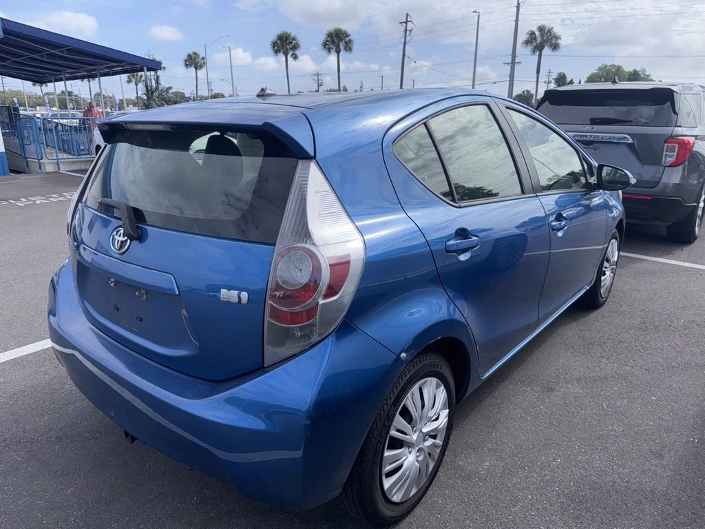 Used 2013 Toyota Prius C Two FWD image 4