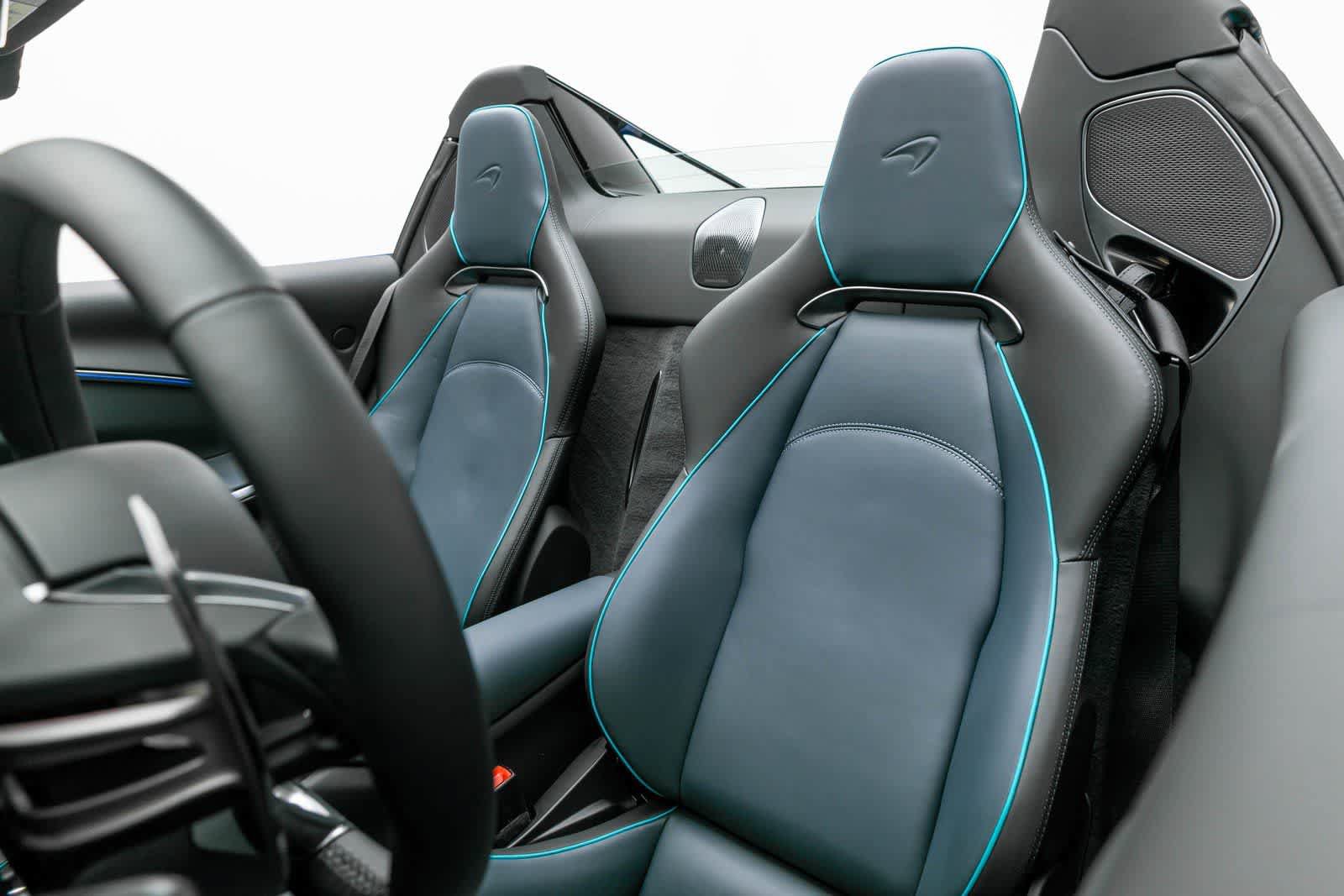 New 2025 McLaren Artura Spider RWD image 12