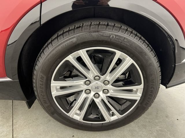 Used 2024 Cadillac Lyriq Tech AWD/4WD image 34