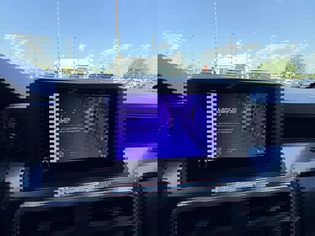 Used 2024 Toyota Tacoma SR5 image 23