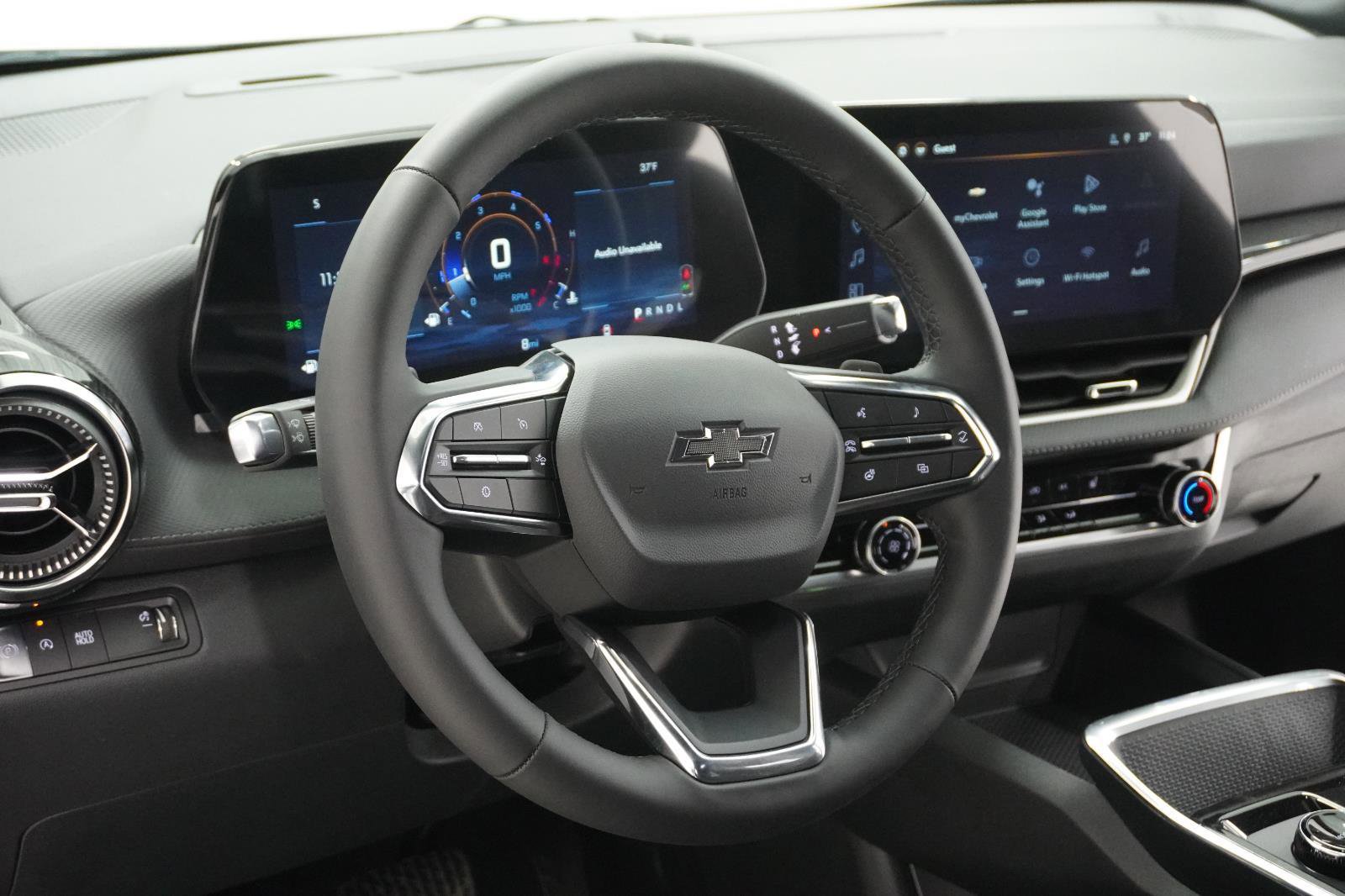 New 2026 Chevrolet Equinox LT w/ Midnight Edition image 17