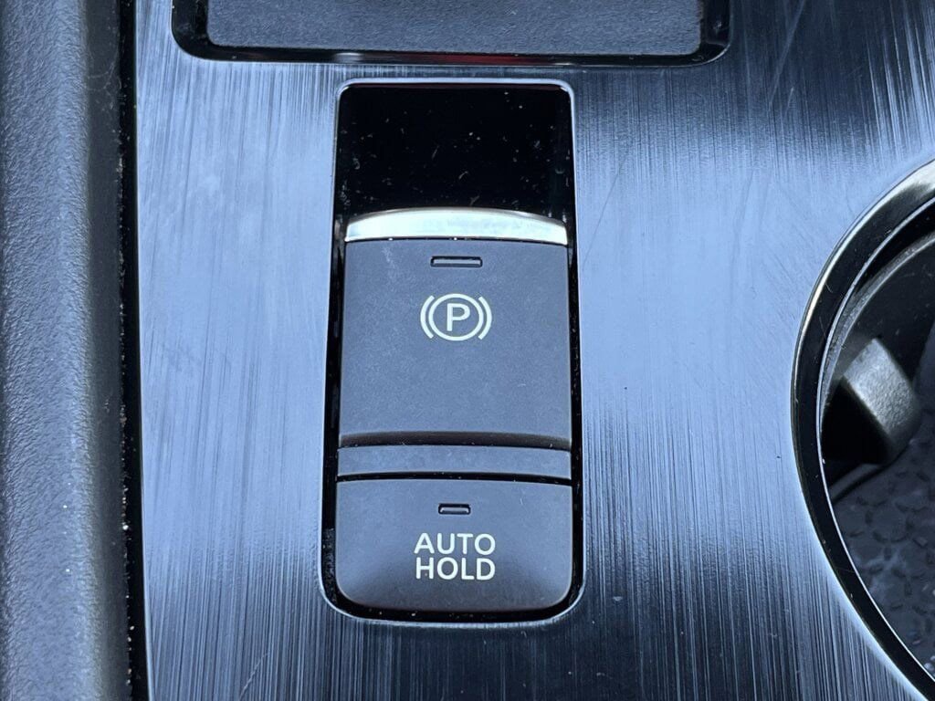 Certified 2022 Nissan Rogue S image 7