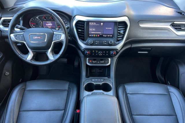 Used 2023 GMC Acadia SLT image 15