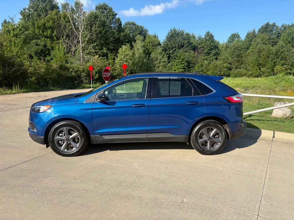 Used 2022 Ford Edge SEL w/ Sport Appearance Package AWD/4WD image 6