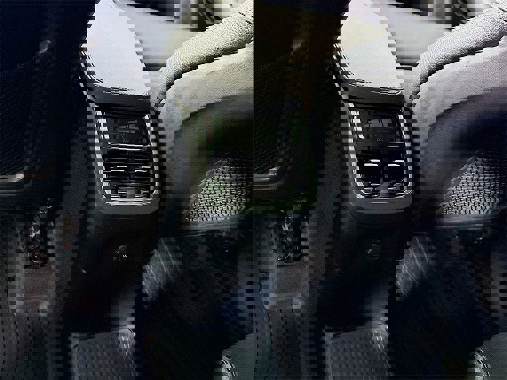 Used 2022 Volvo XC90 T8 Inscription Expression w/ Protection Package Premier image 19