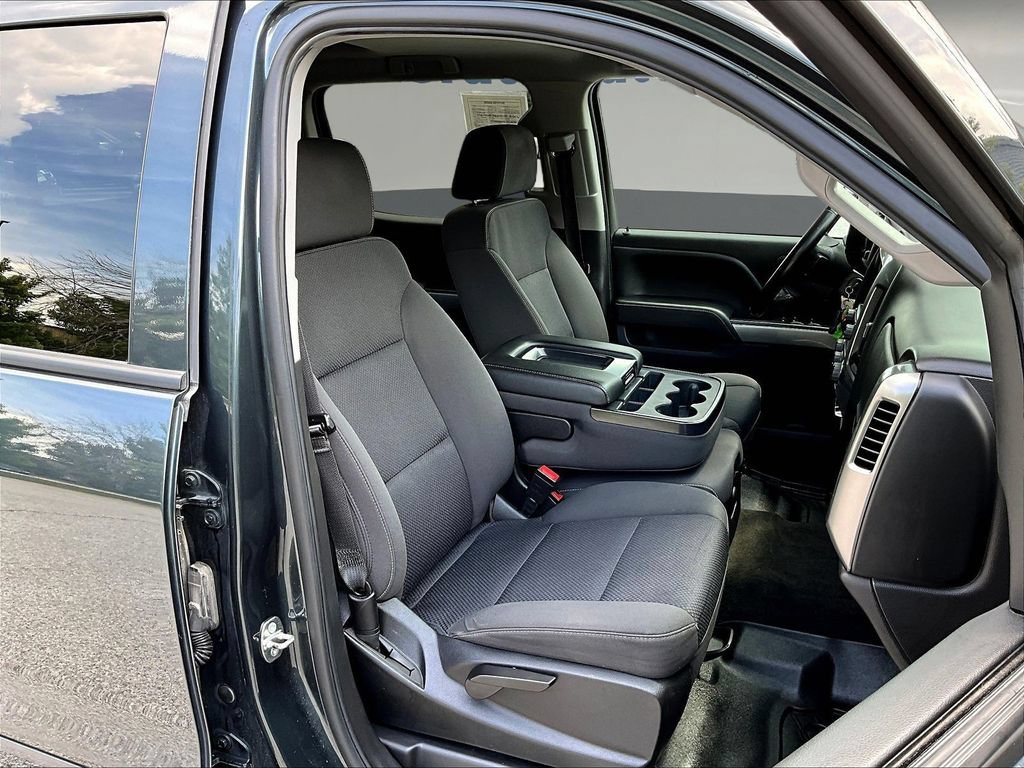 Used 2018 Chevrolet Silverado 1500 LT w/ All Star Edition AWD/4WD image 31