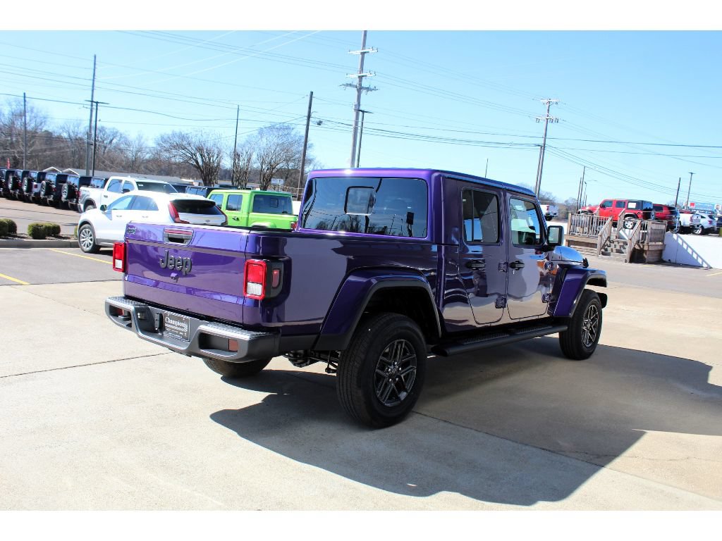 New 2026 Jeep Gladiator Sport AWD/4WD image 5