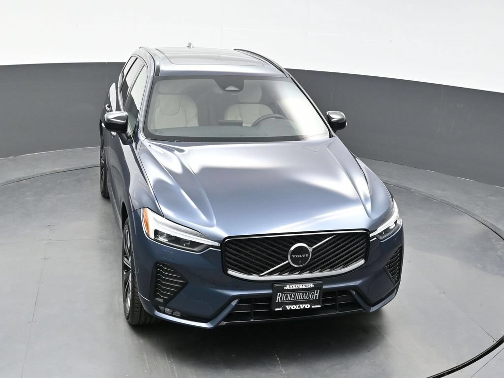Used 2026 Volvo XC60 B5 Plus AWD/4WD image 30