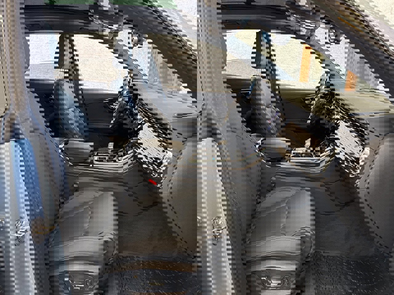 New 2025 Audi Q8 Prestige image 51