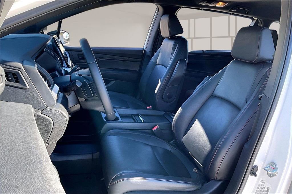 Certified 2023 Honda Odyssey Sport image 21