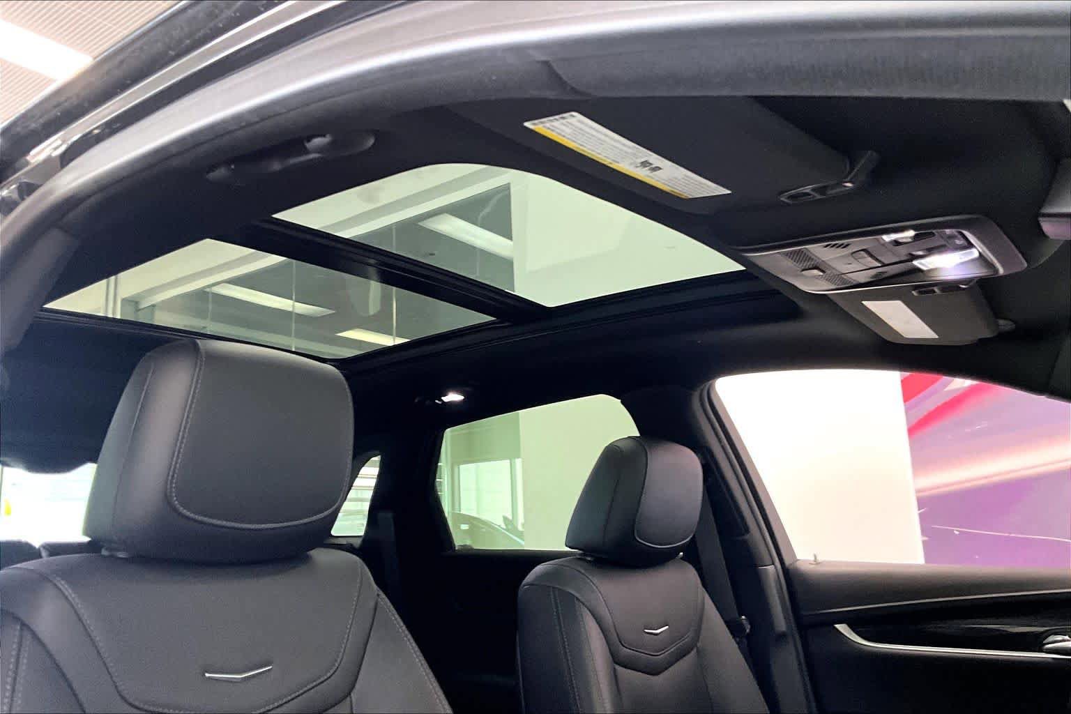 Used 2020 Cadillac XT5 Premium Luxury image 27