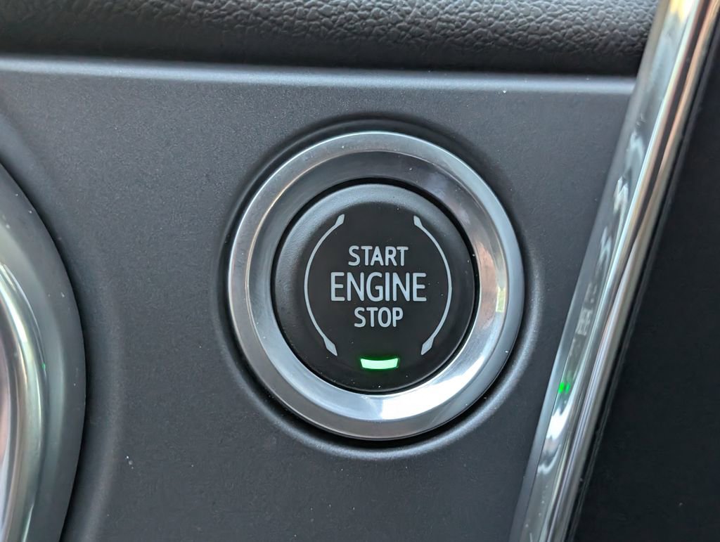 Used 2023 Chevrolet Blazer Premier image 30