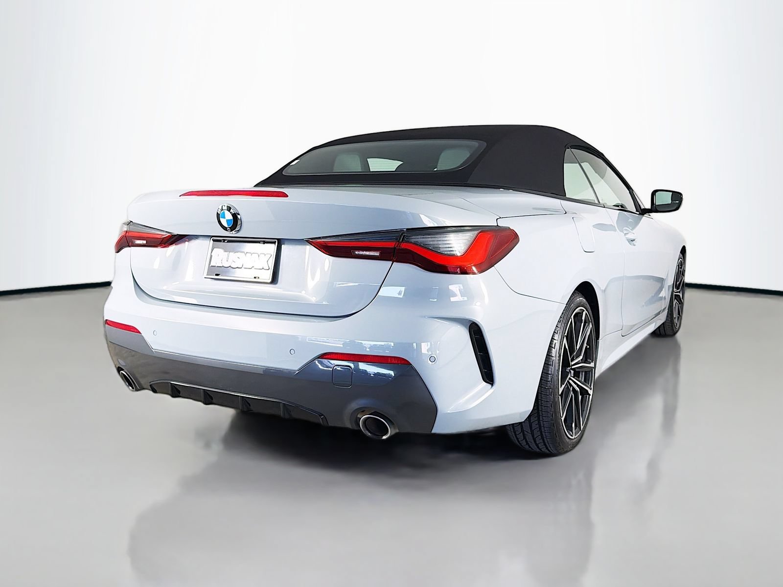 Certified 2023 BMW 430i Convertible w/ M Sport Package RWD image 7