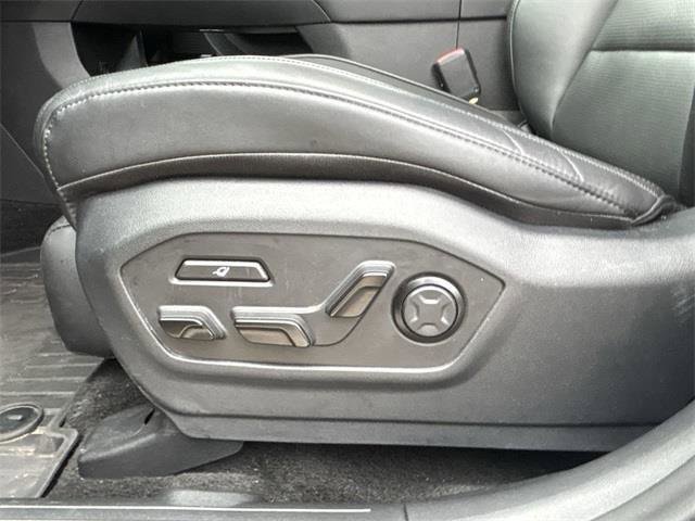 Used 2025 Hyundai Santa Fe Calligraphy image 12