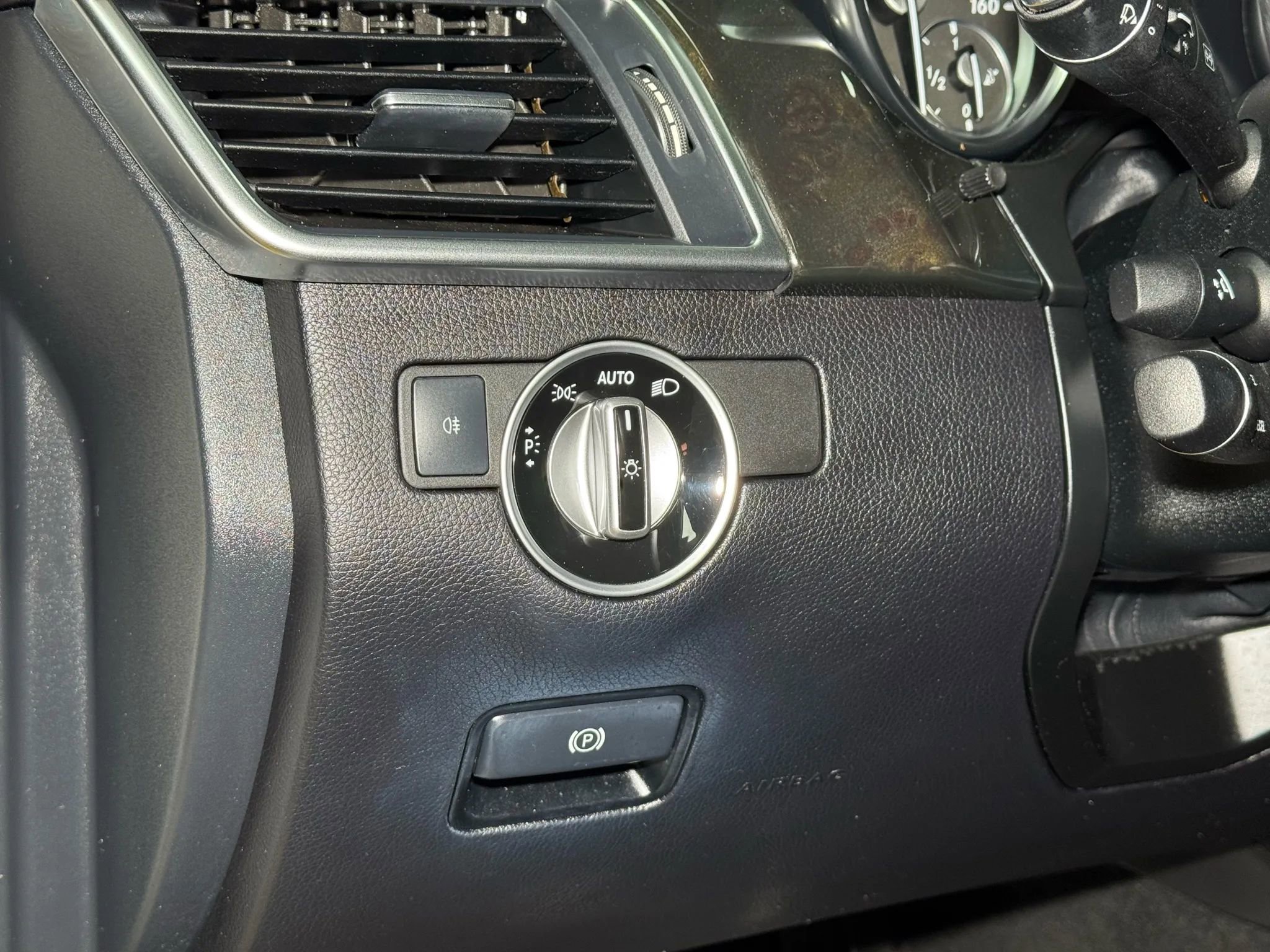 Used 2015 Mercedes-Benz ML 350 4MATIC w/ Premium 1 Package image 45