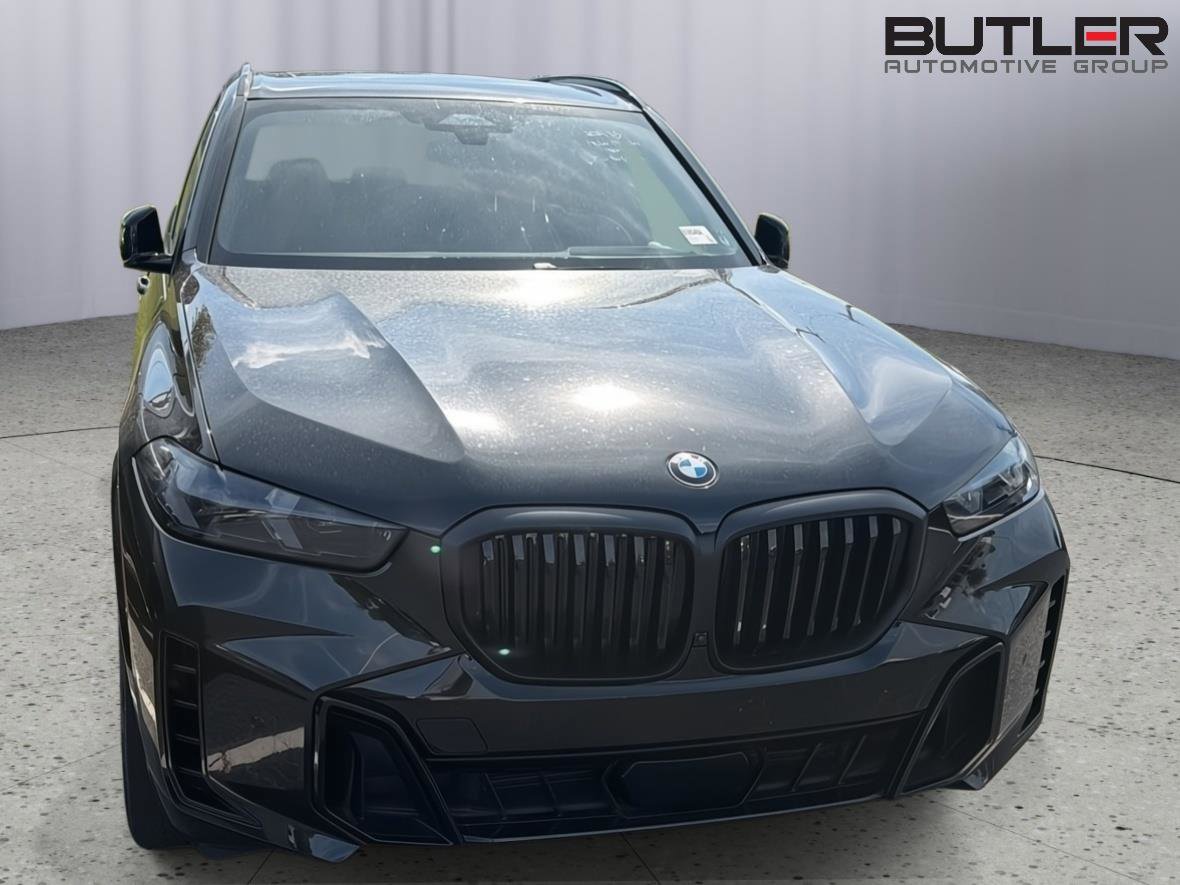 Certified 2024 BMW X5 xDrive40i w/ M Sport Package AWD/4WD image 5