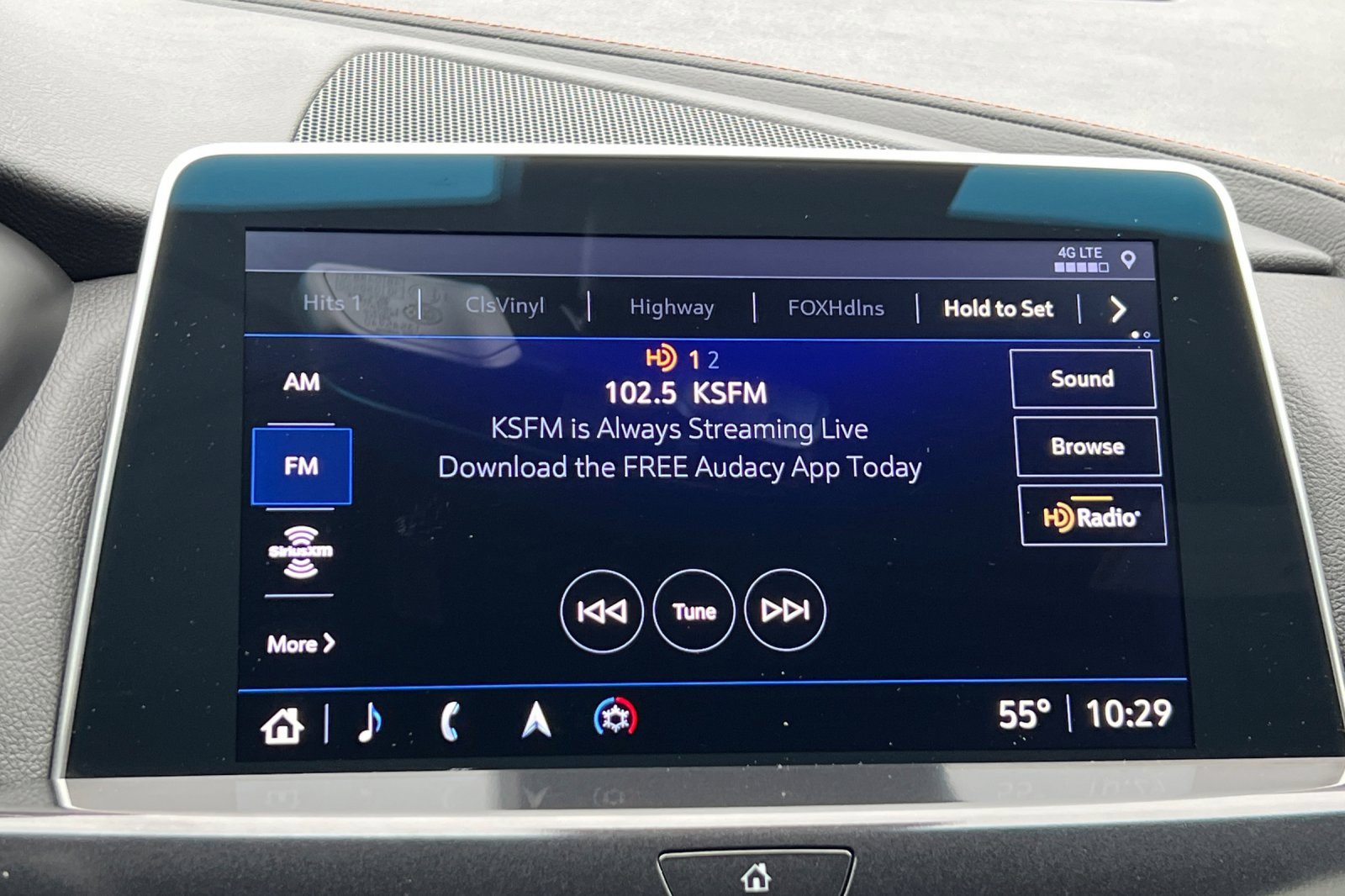 Used 2023 Cadillac CT5 V w/ Premium Package image 17