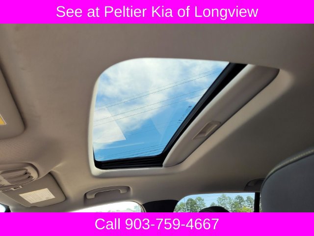 Used 2025 Chevrolet Trax ACTIV w/ Sunroof Package FWD image 16