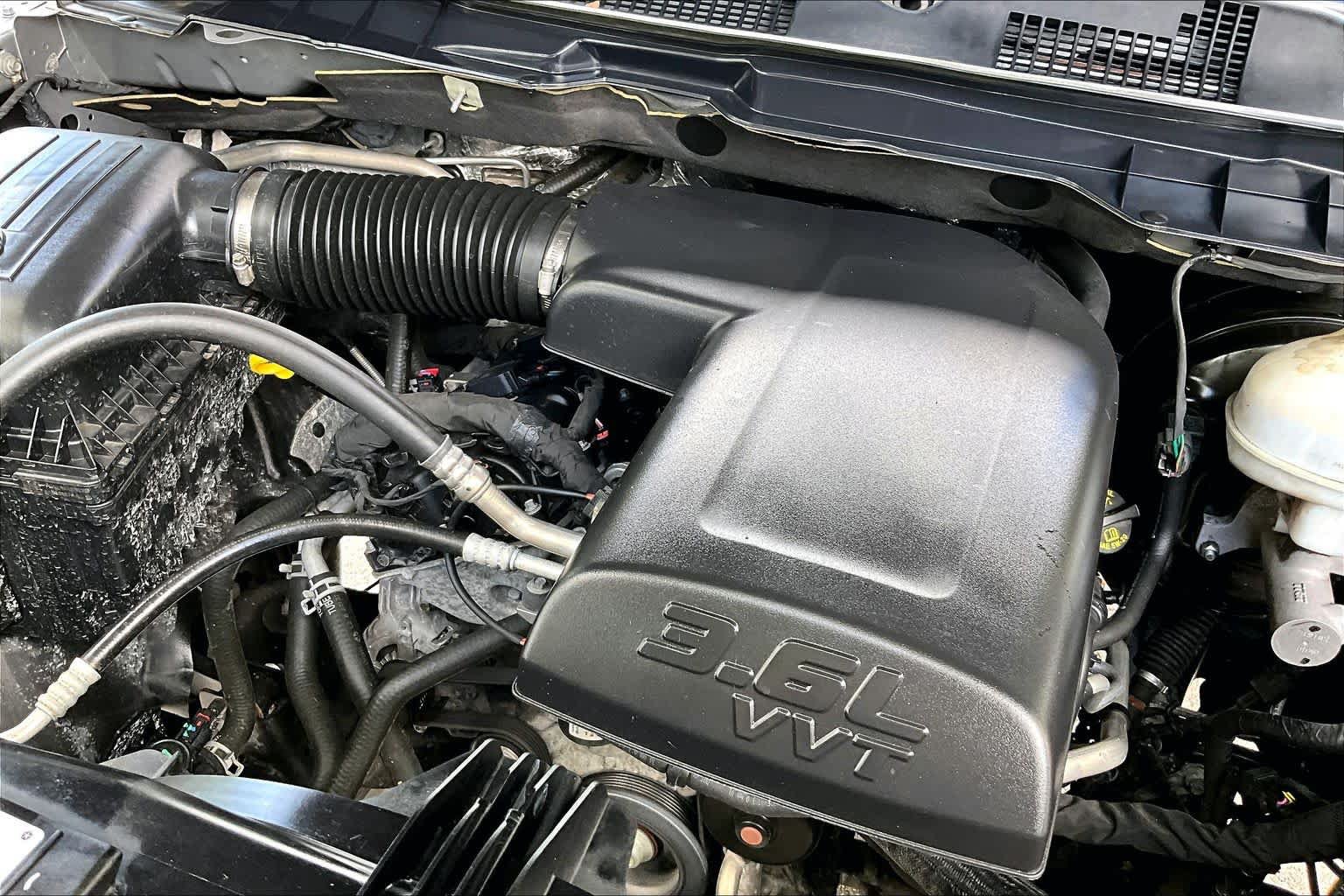 Used 2024 RAM 1500 Warlock RWD image 31