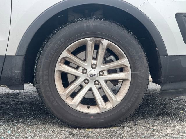 Used 2016 Ford Explorer 4WD image 3