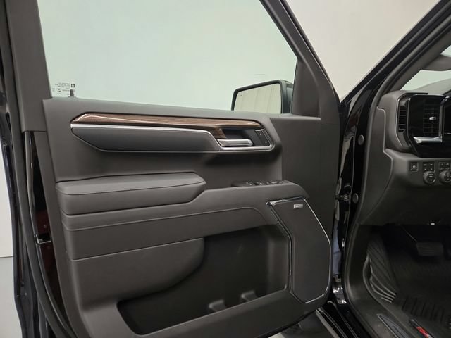 Used 2026 Chevrolet Silverado 1500 LT Trail Boss w/ LT Trail Boss Premium Package AWD/4WD image 21