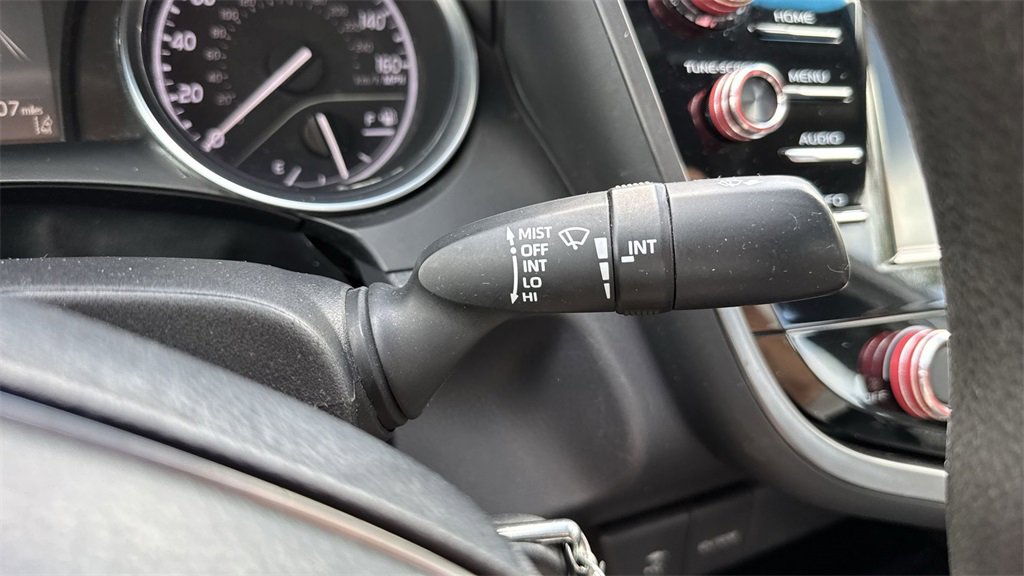 Used 2018 Toyota Camry L image 55