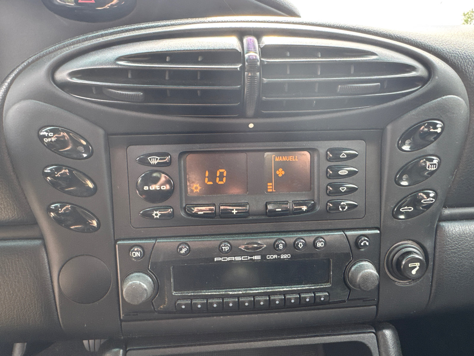 Used 2000 Porsche Boxster RWD image 20