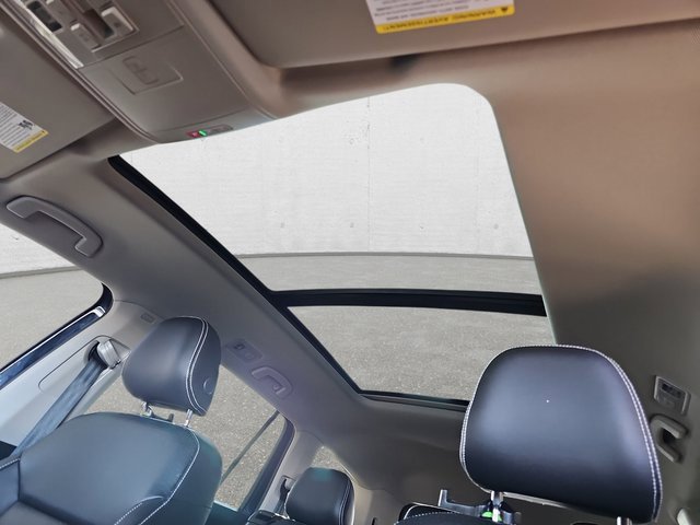 Used 2021 Volkswagen Atlas SEL R-Line image 32