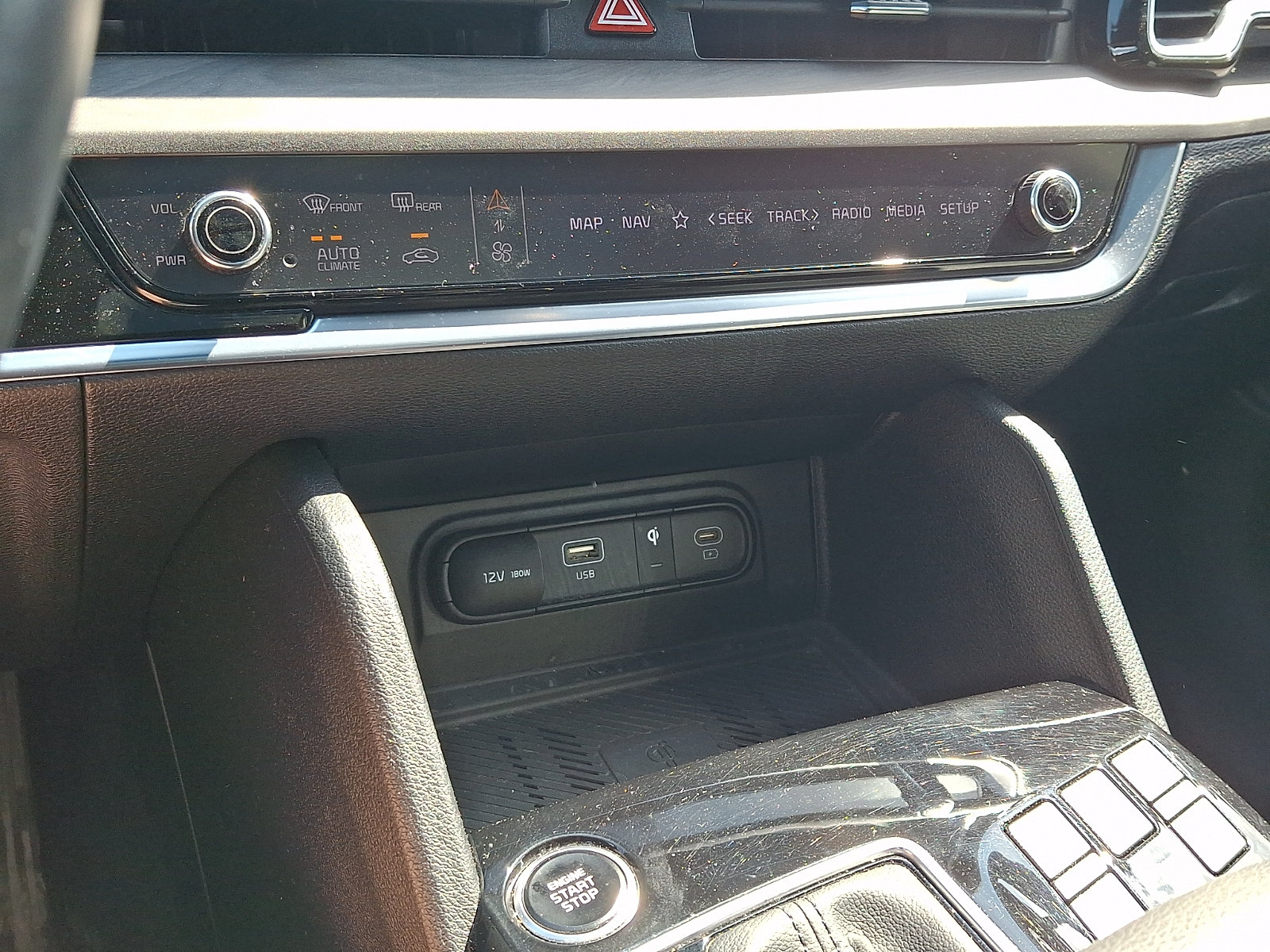 Used 2023 Kia Sportage X-Line w/ X-Line Premium Package AWD/4WD image 16