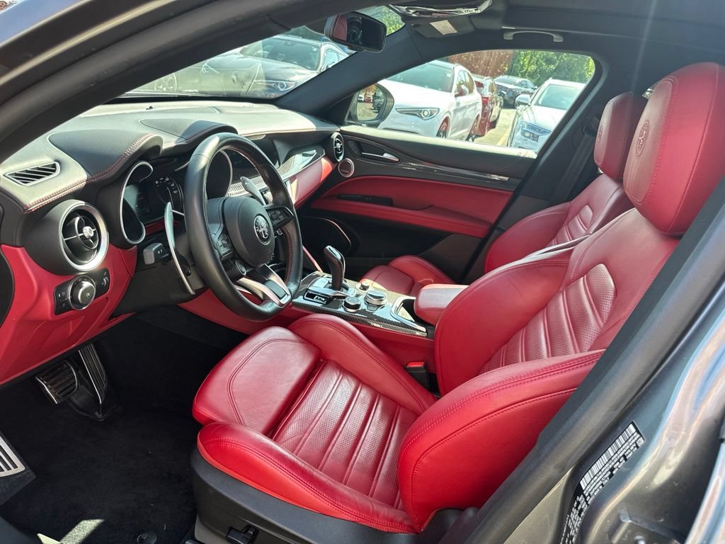 Used 2020 Alfa Romeo Stelvio Ti Sport AWD/4WD image 27