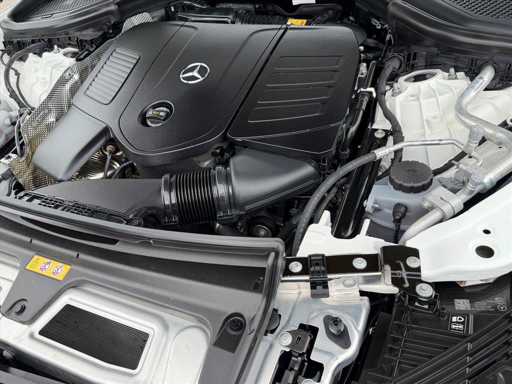 Used 2025 Mercedes-Benz GLC 300 4MATIC image 22