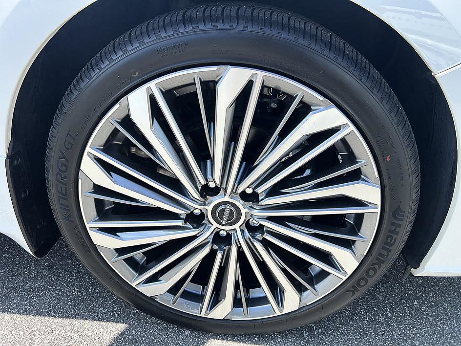 Certified 2023 Nissan Altima 2.5 SL FWD image 13