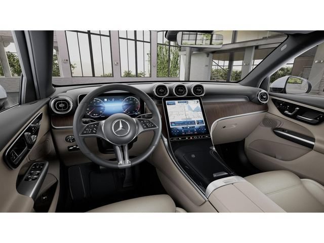 Used 2026 Mercedes-Benz GLC 300 4MATIC image 3