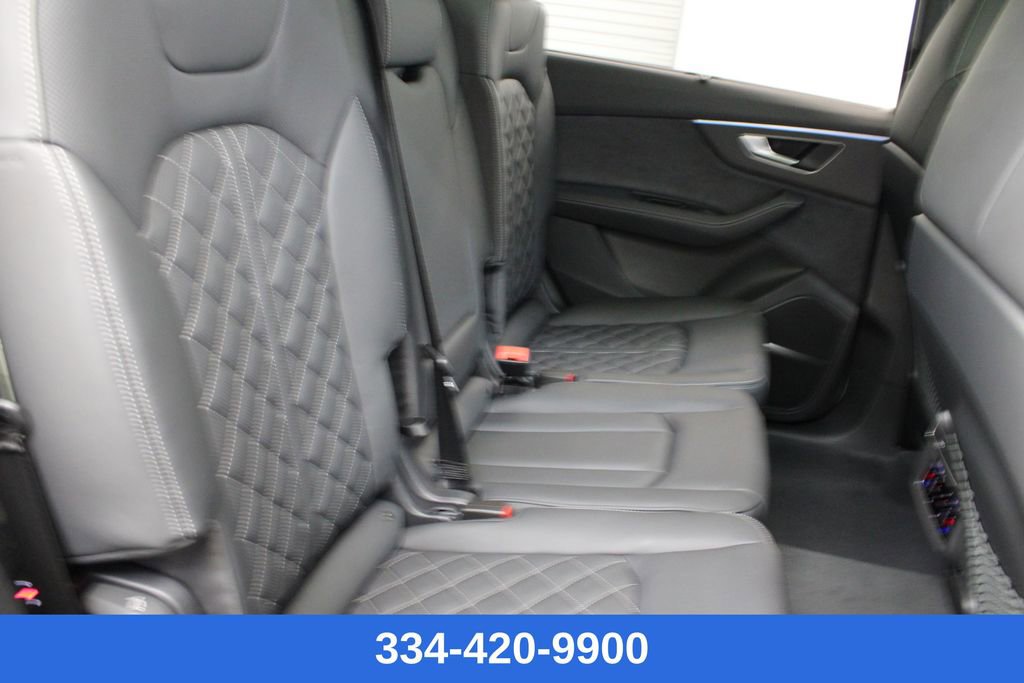 New 2026 Audi SQ7 Premium Plus image 21