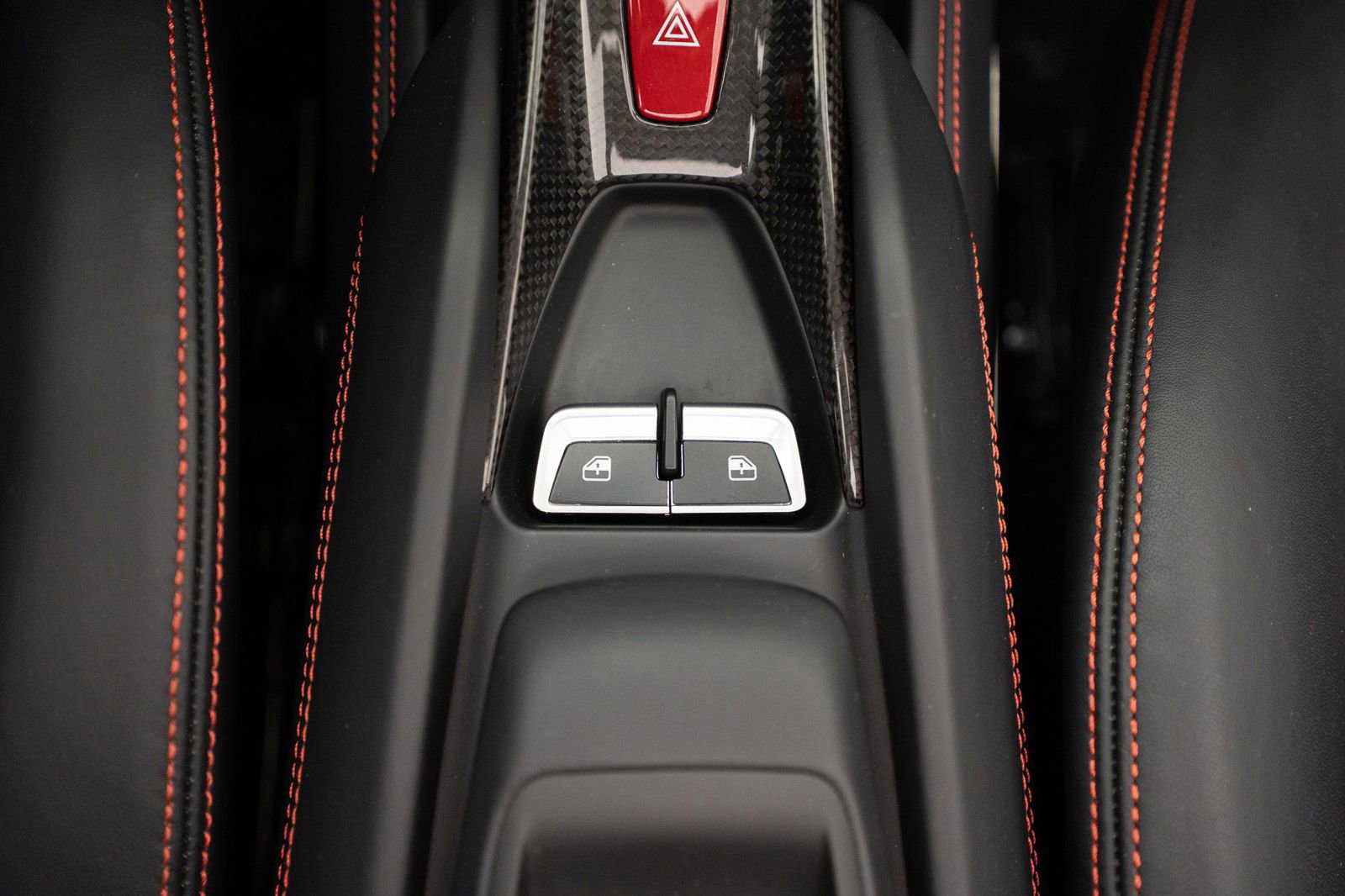 Certified 2021 Ferrari F8 Tributo Base image 45